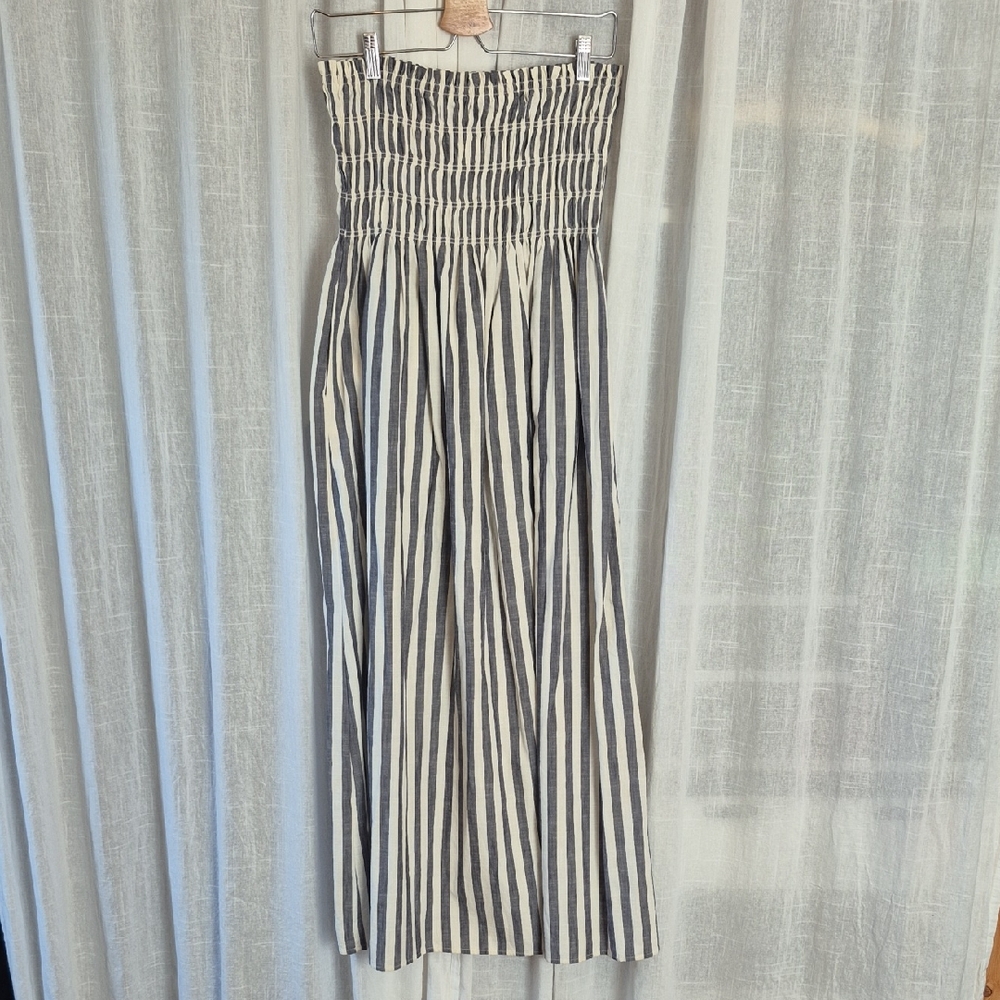 Universal Thread Black and White Strapless Stripes Dress NwOT
